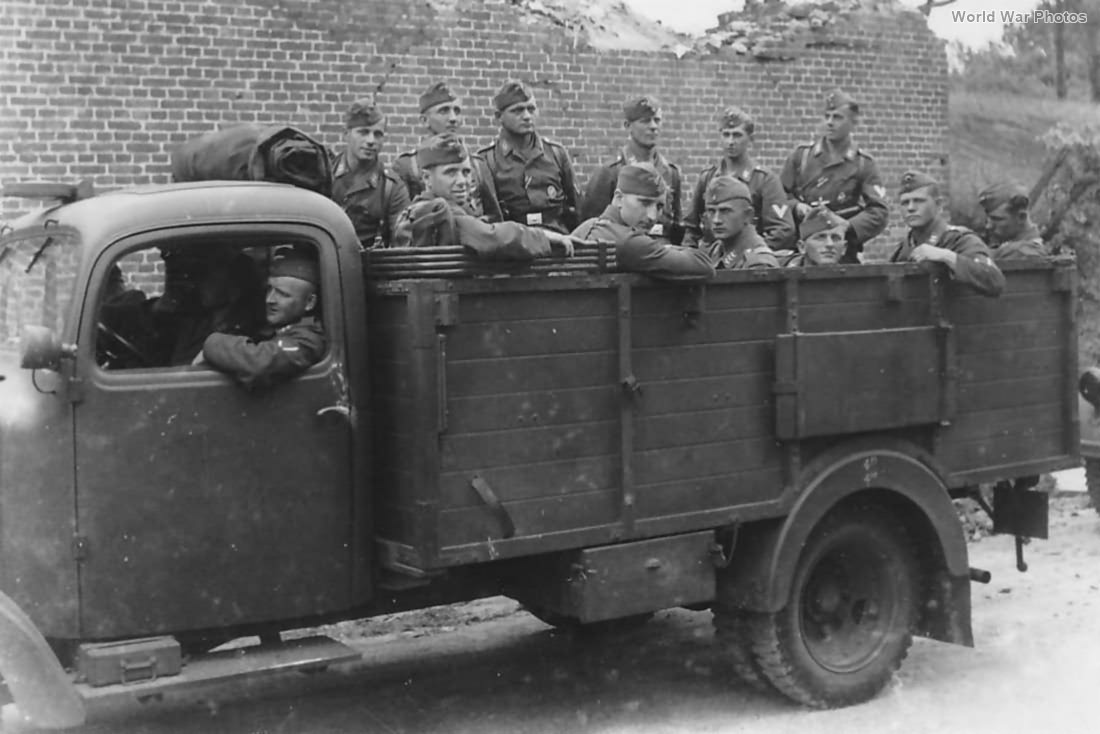 Mercedes Type L 3000 S 2