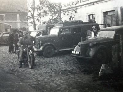 Opel Blitz 1to Kastenwagen and Opel Olympia