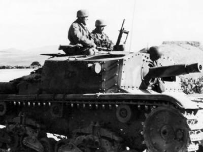 Fallschirmjagers riding semovente Sepember 1943