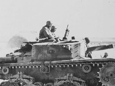 Fallschirmjagers riding beute semovente Sepember 1943 2