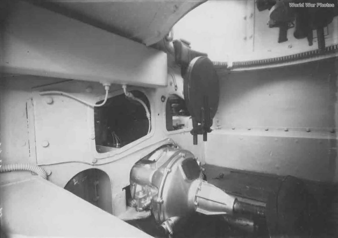 L6/40 interior 2