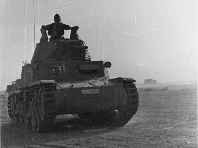 M13/40 3374 1942