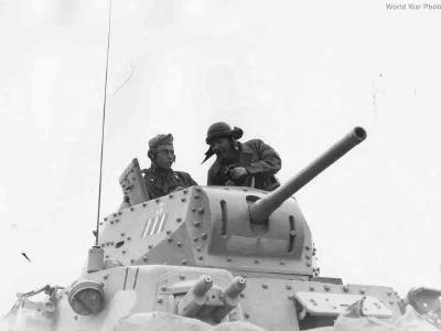 M13/40 crew