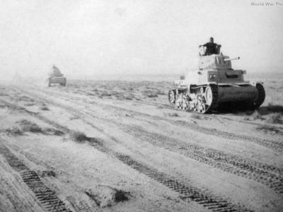 M13/40 tanks North Africa