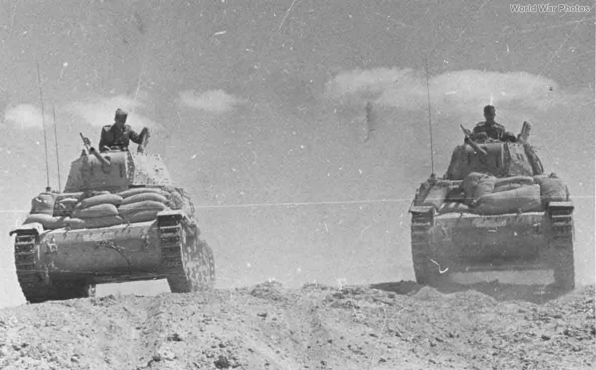 Sandbagged M14/41 Tunisia 2