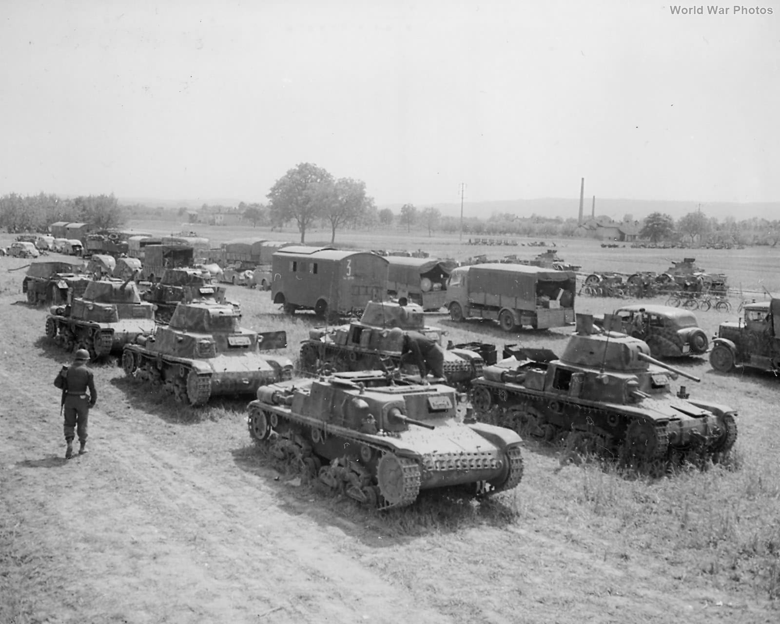 34th ID captures Italian tanks, staff cars and trucks Ivrea