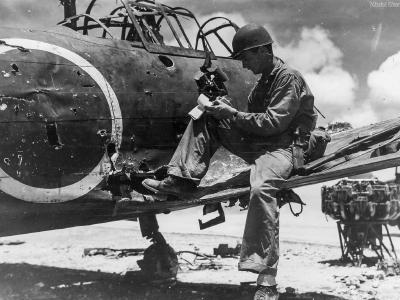 1st Marine Div Combat Photographer and A6M5 Peleliu