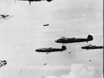 Mitsubishi G3M2 in flight