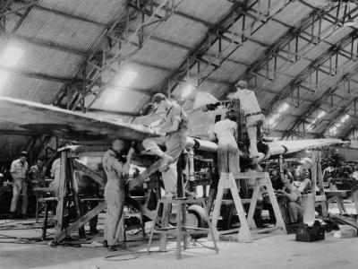 Captured Ki-43 HCaptured Ki-43 Hayabusa Restoration at Eagle Farm 2ayabusa at Eagle Farm, Australia 1944 2
