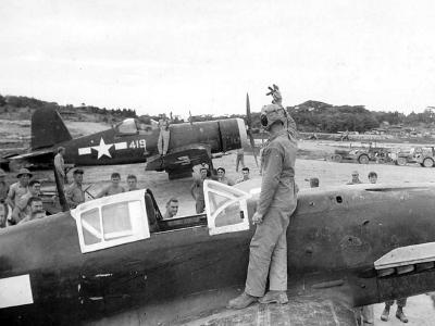 Captured Kawasaki Ki-61 Hien and F4U Corsair 419 Okinawa 1945