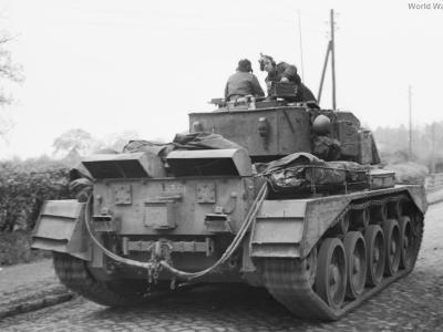 Comet of 3rd RTR near Lubeck 2 May 1945