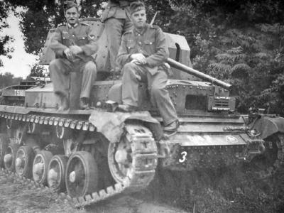 A10 T5911 British 1st Armoured Division