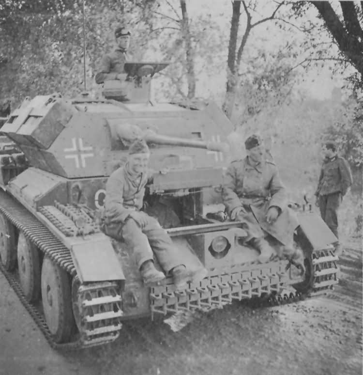 Kreuzer Panzerkampfwagen Mk IV 744(e) A13 Beute Panzer