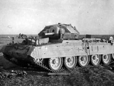 Crusader II fitted with sand guards tank North Africa