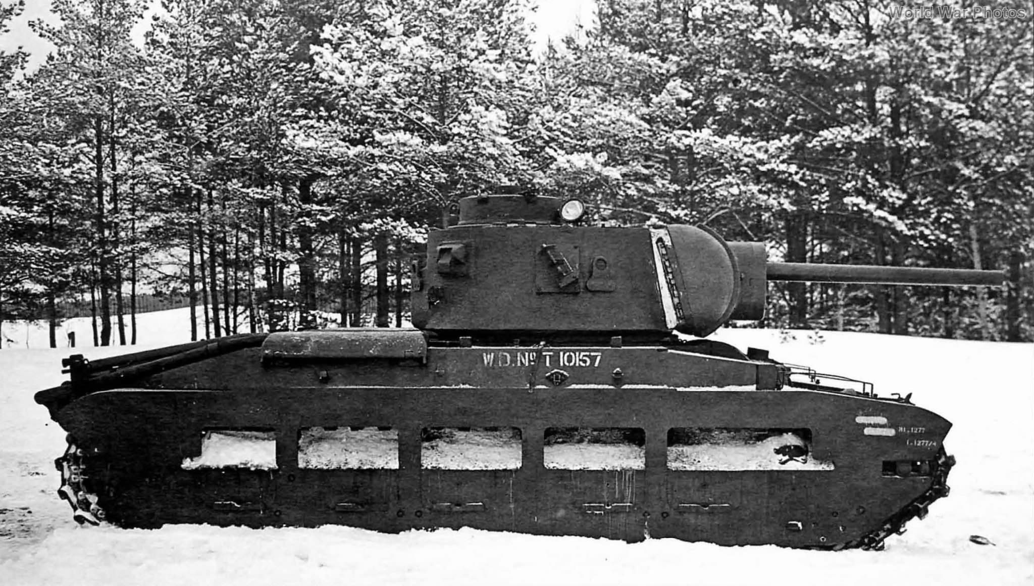 Matilda Mk III rearmed with the Soviet 76mm gun F-96 December 1941