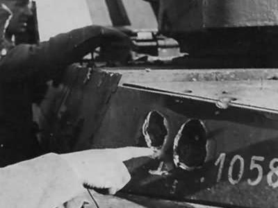Damaged Infantry Tank Mk.II (A12) Matilda II 1058