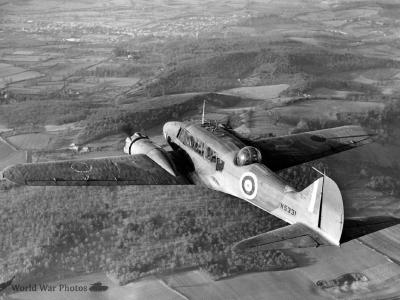 Anson I N5331 in Flight 6 OAFU 1940