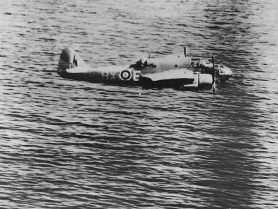 In-Air Beaufort BX-E AW251 86 Squadron 1942