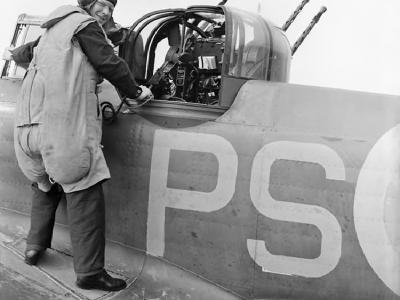 Defiant Gunner 264 Squadron RAF