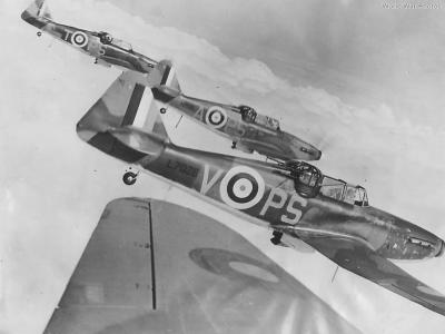 Sqn Ldr Phillip Hunter Leads of RAF No 264 Squadron