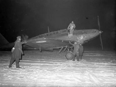 Battle Mk I of No. 226 Sqn being prepared for a night flight at Reims Champagne