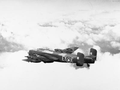 Halifax B Mk II Series 1A LW263 EY-E