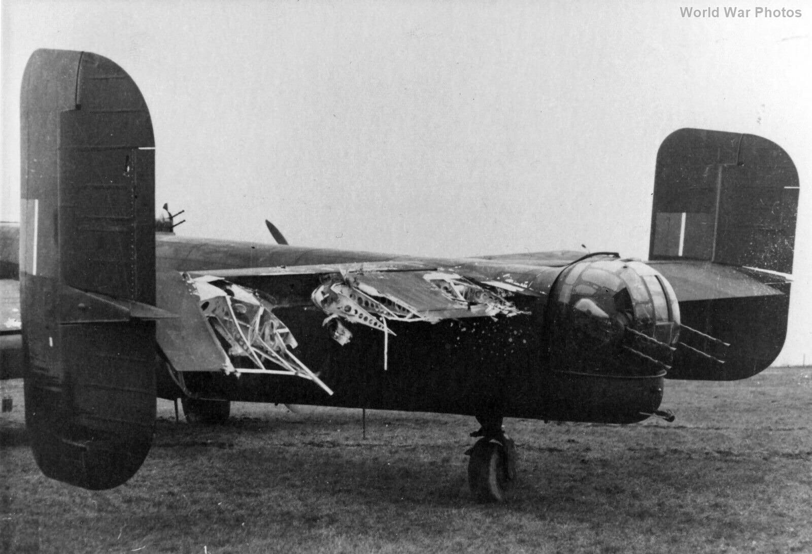 Halifax HR868 51 Sqn