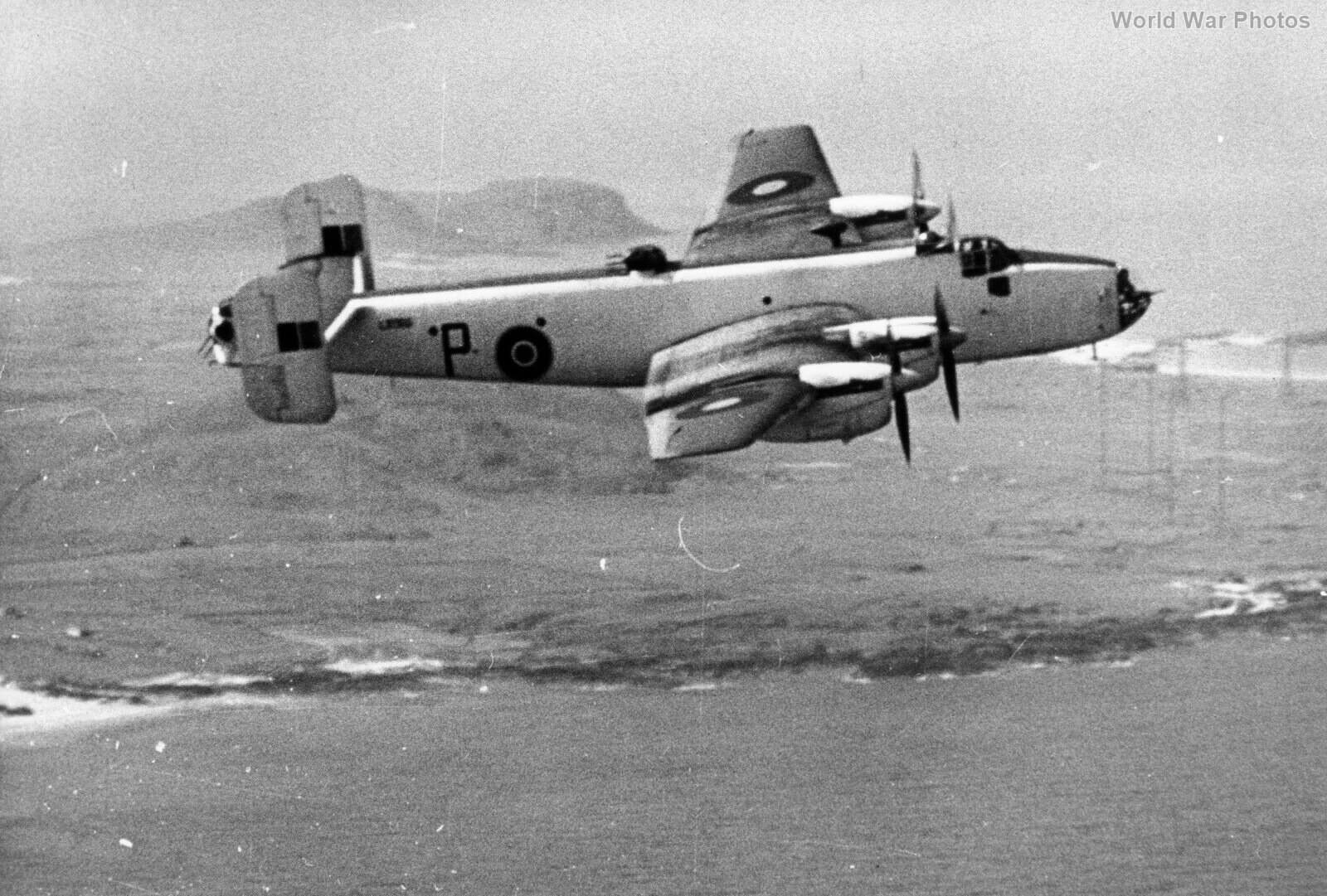 Halifax V LK966 518 Sqn over Tiree