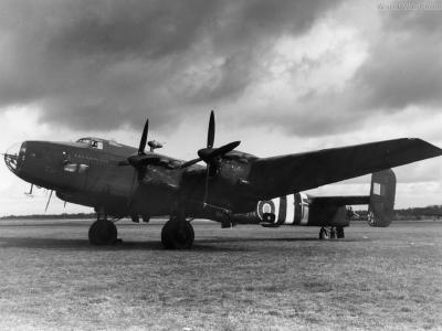 Handley Page Halifax Mk V LL312
