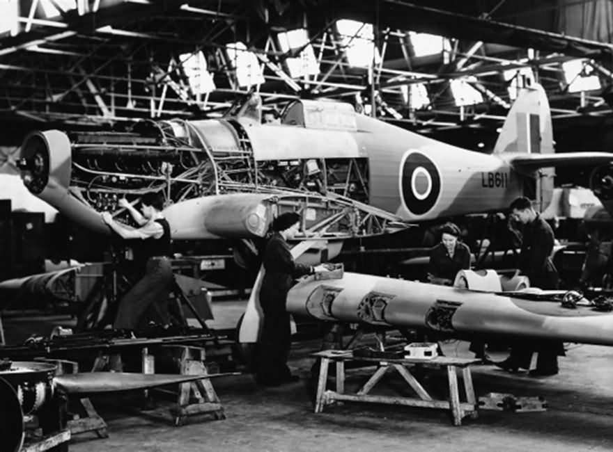 Hawker Hurricane LB611 Production