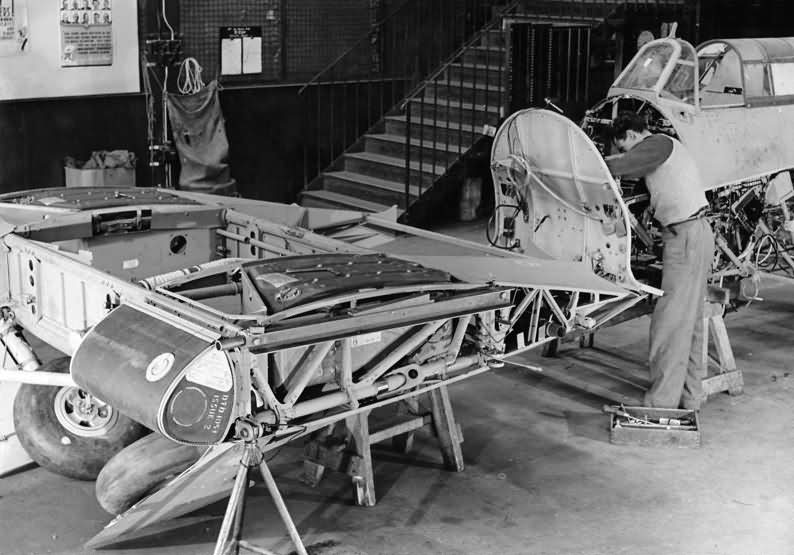 Hurricane Assembly center wing section