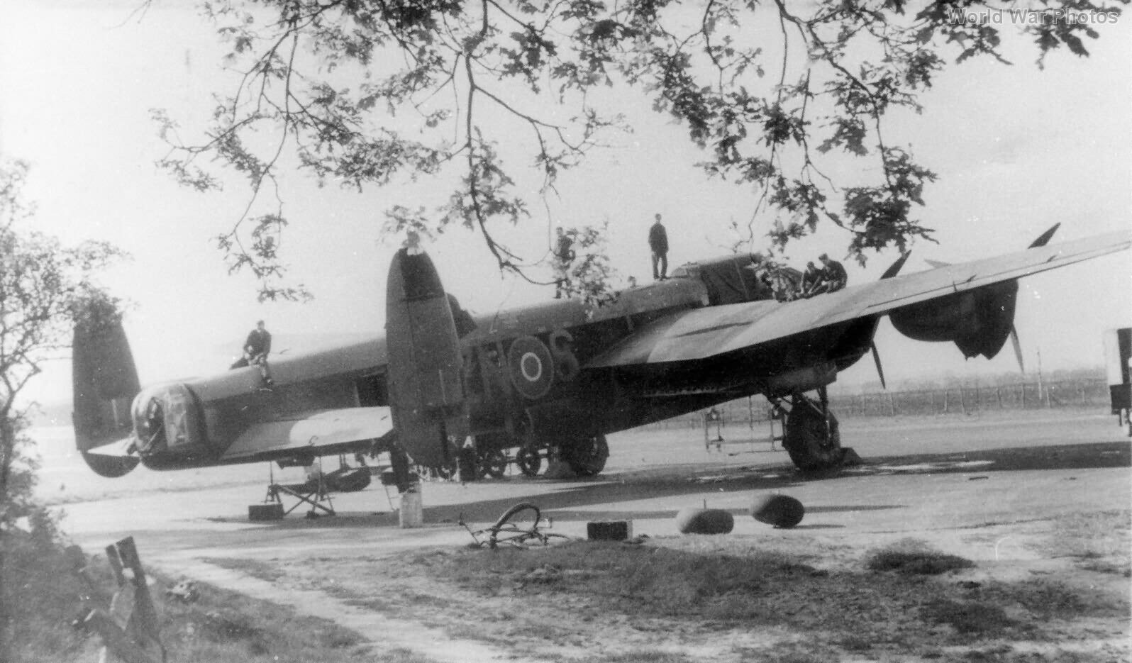 Avro Lancaster Syerston