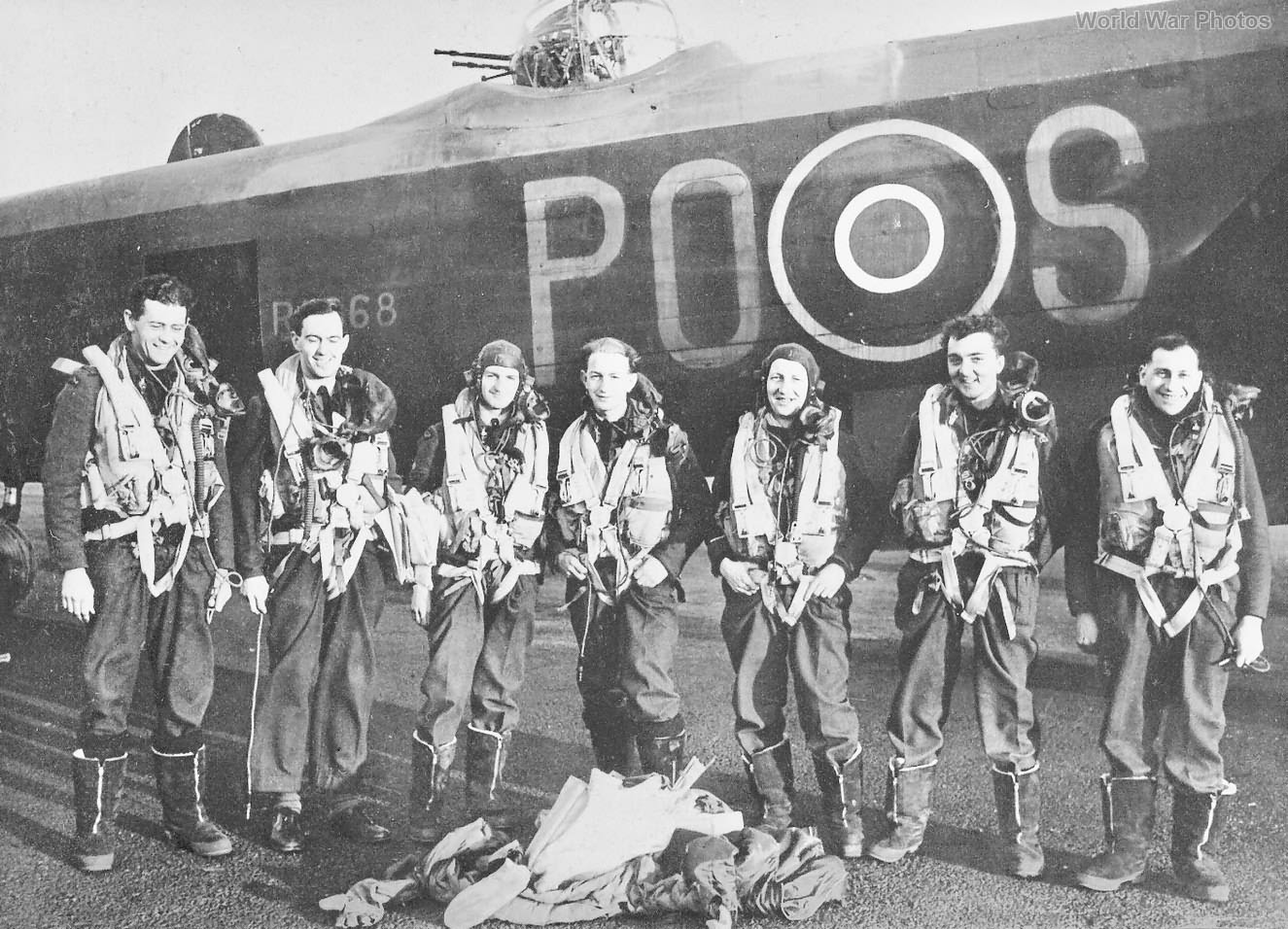 AvroLancaster B I R5868