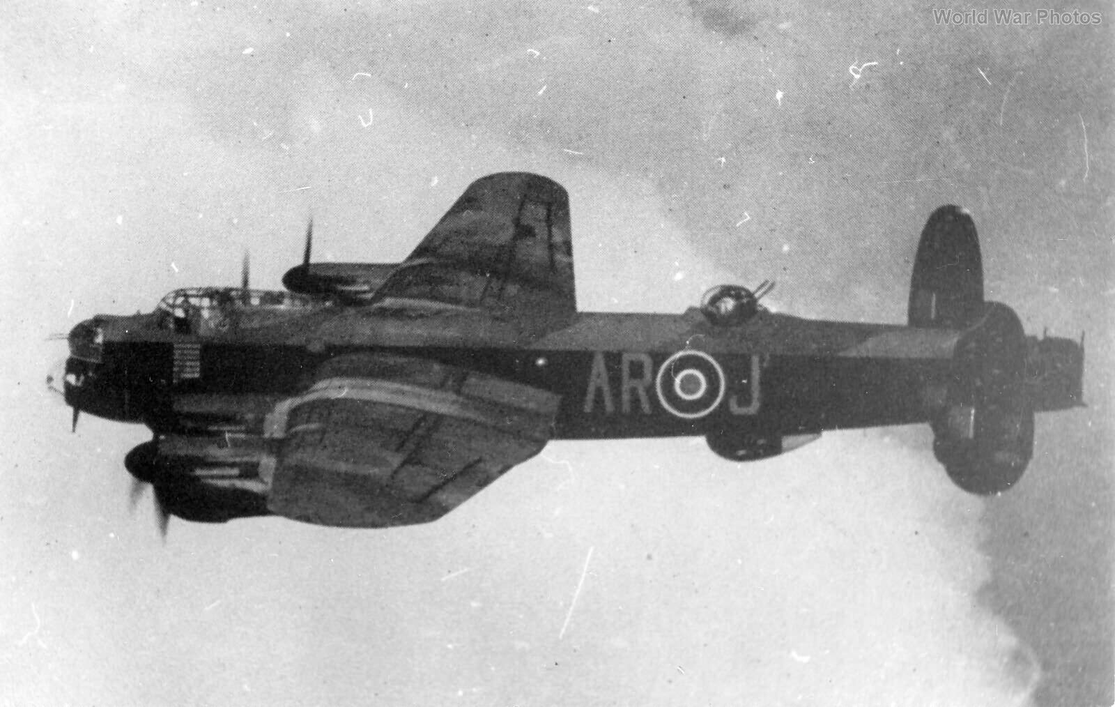 Lancaster ME649 460 Sqn RAAF 1944