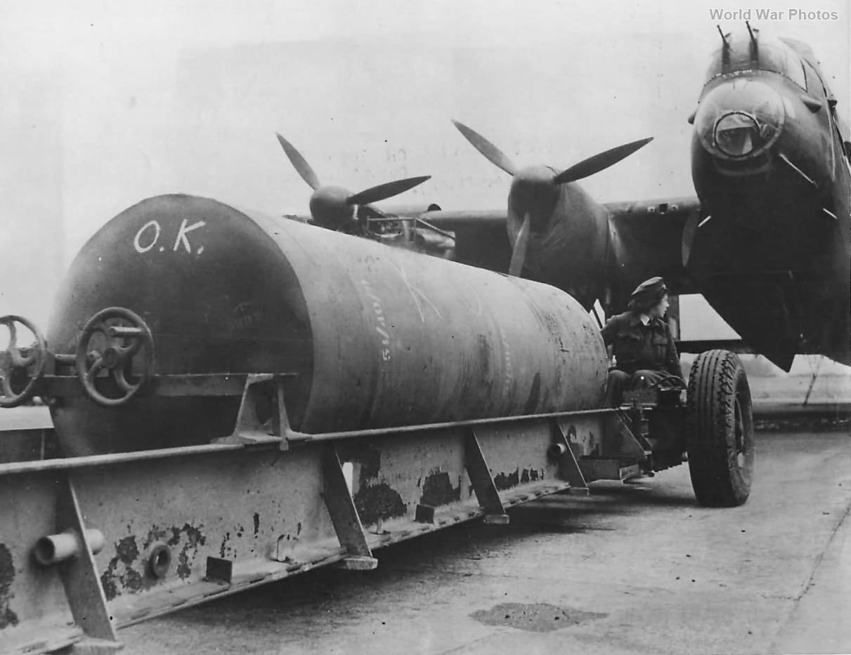 Cookie bomb for Lancaster