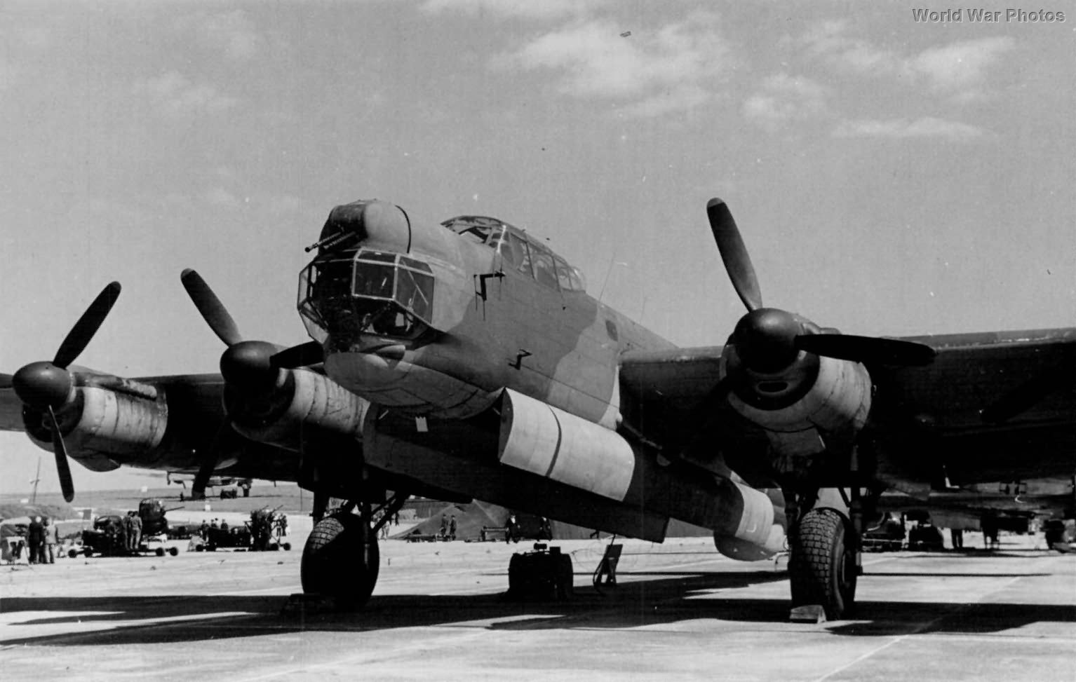 Avro Lincoln PW925 2