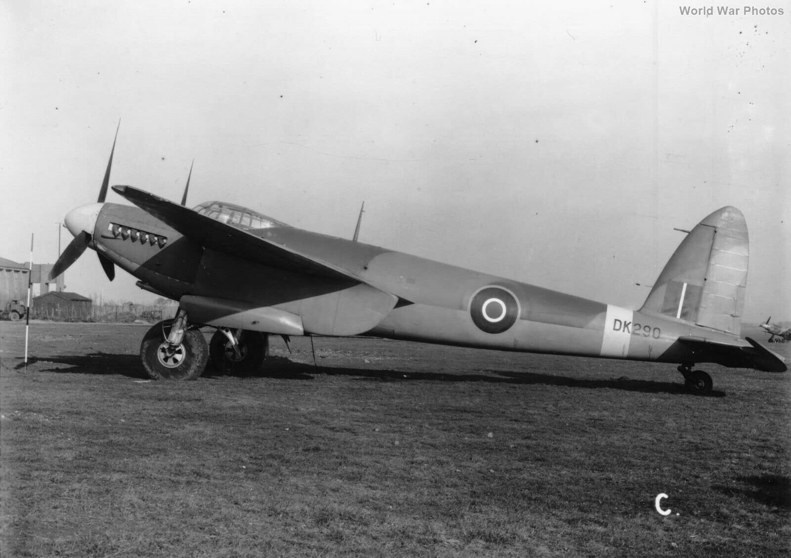 Mosquito IV DK290 at Boscombe Down