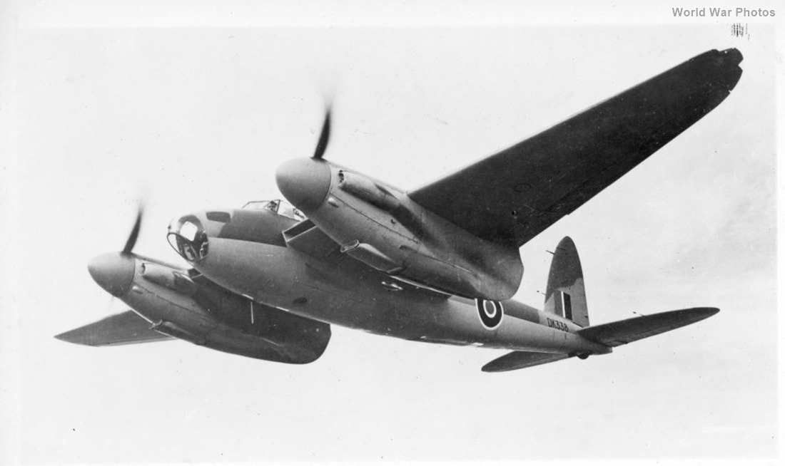 Mosquito B.IV Series II DK338 1943