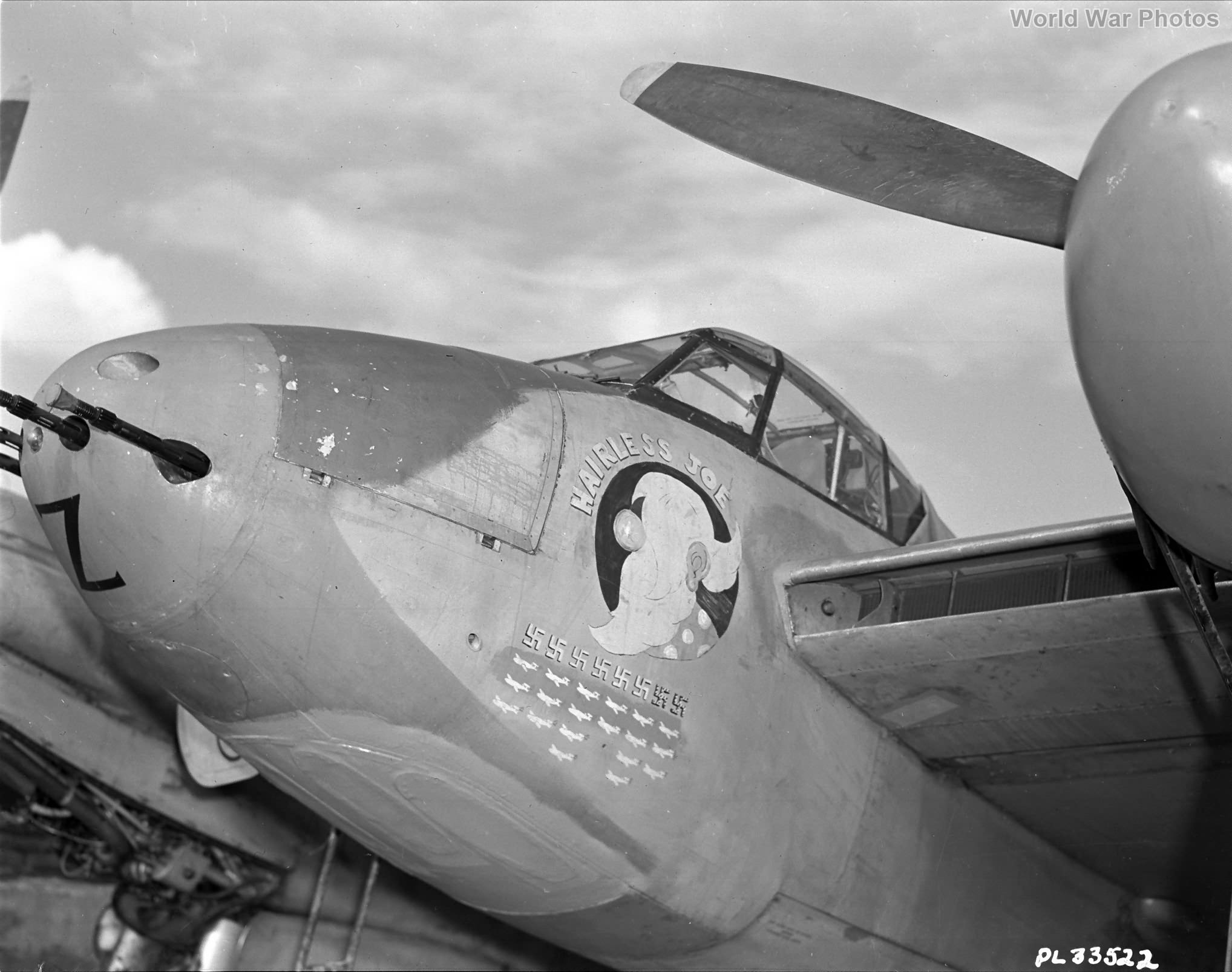 Mosquito 418 Sqn with nose art