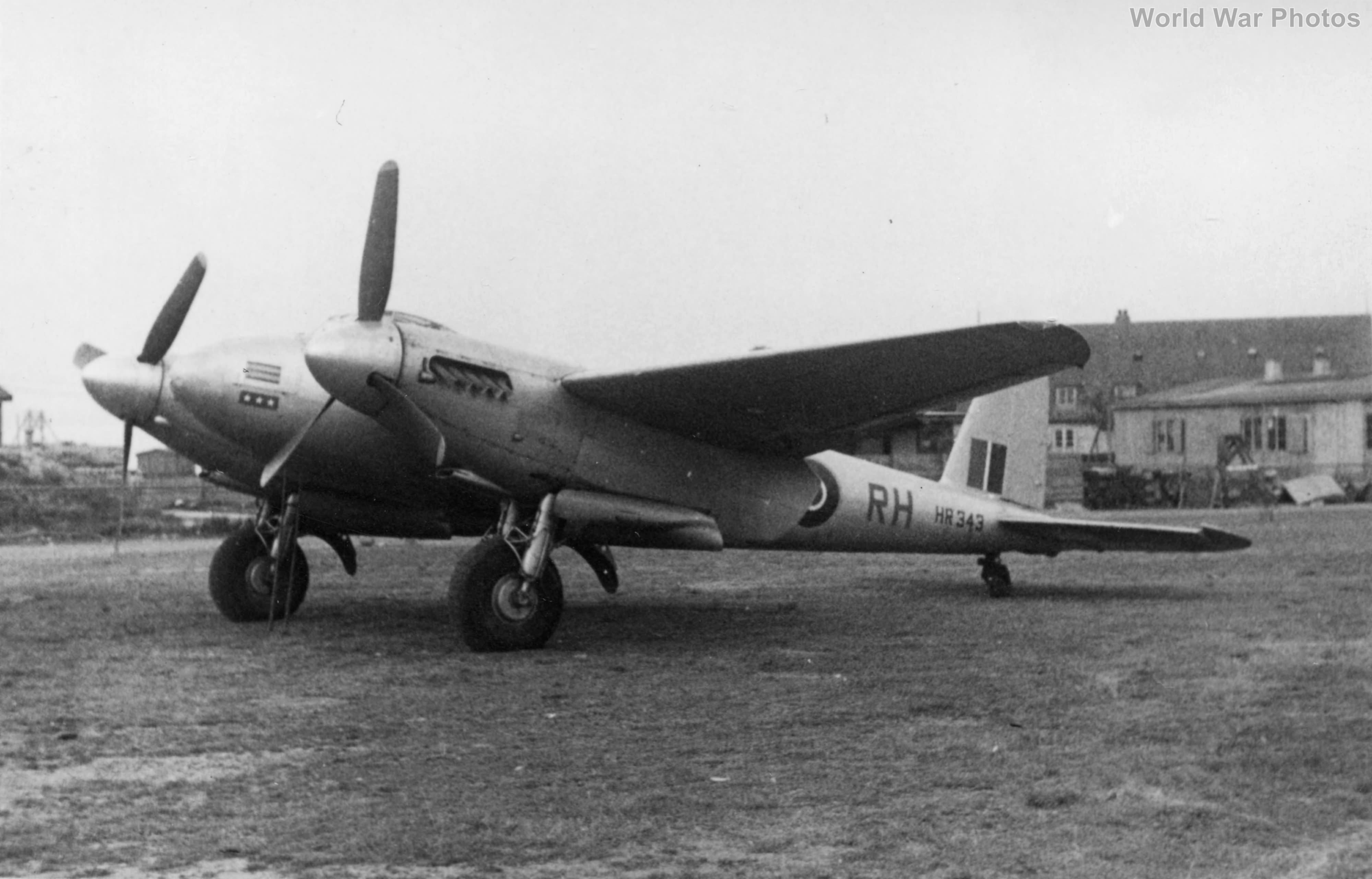 Mosquito HR343 1945