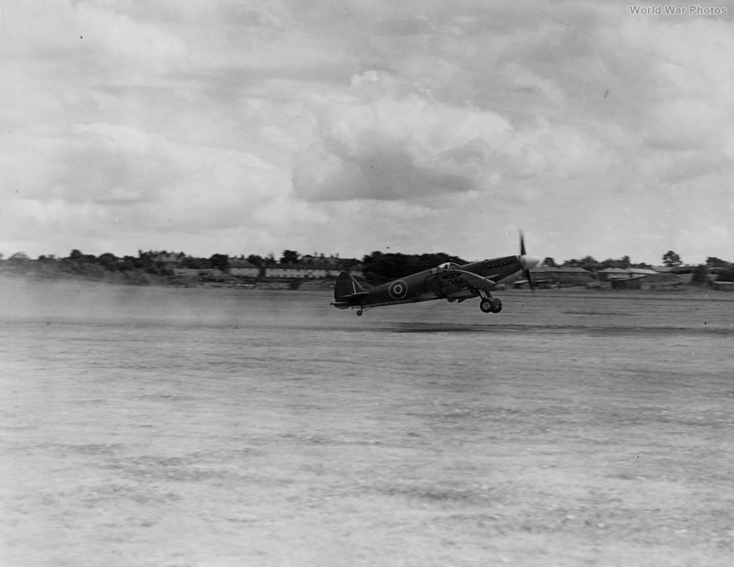 Seafire F Mk XV Farnborough June 1946