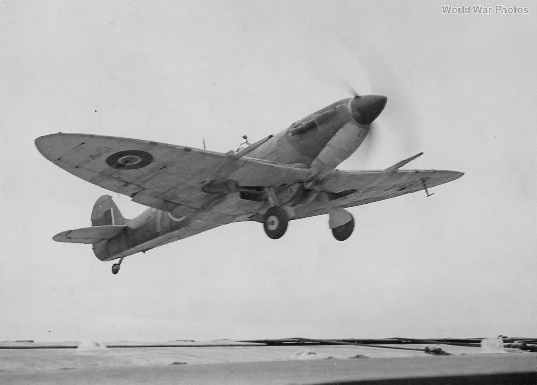 Supermarine Seafire II HMS Furious