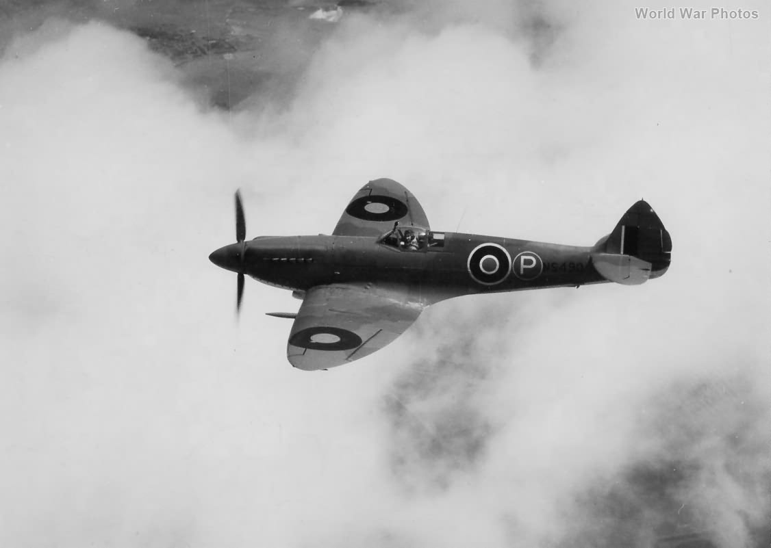 Seafire Mk XV NS490 2nd Prototype