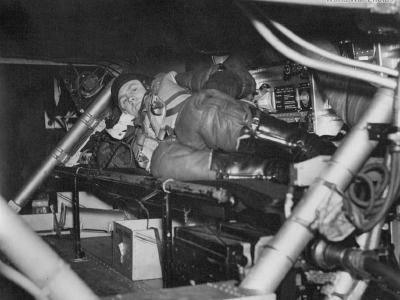 Stirling bomber flight crew