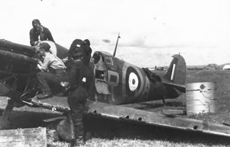Spitfire Mk Ia R6597 GR-A of No 92 Squadron July 1940