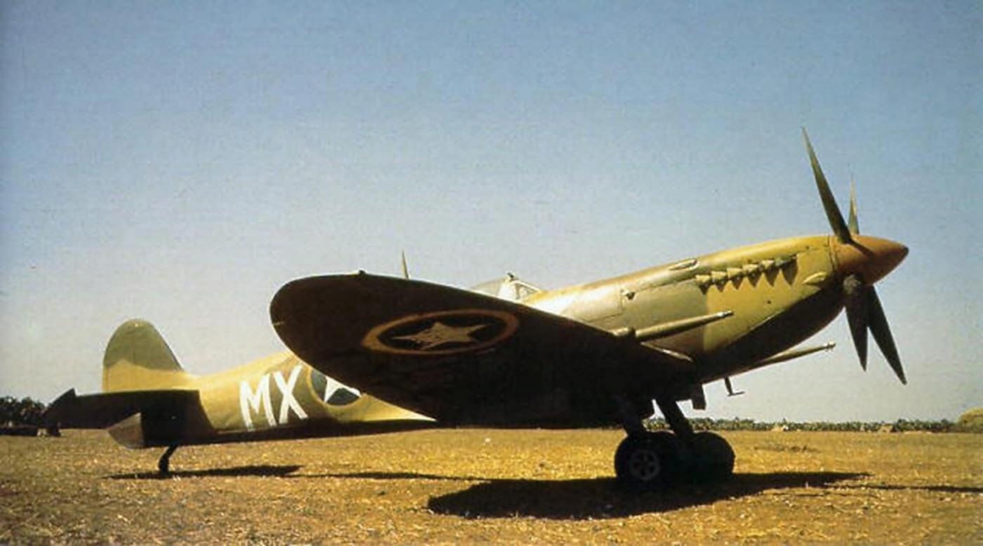 Spitfire Mk IX of the 307th FS, 31st FG in North Africa