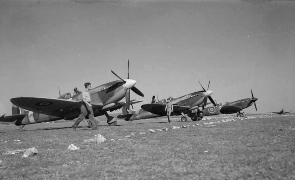 Spitfires Mk IX of No. 73 Squadron RAF at Prkos Yugoslavia