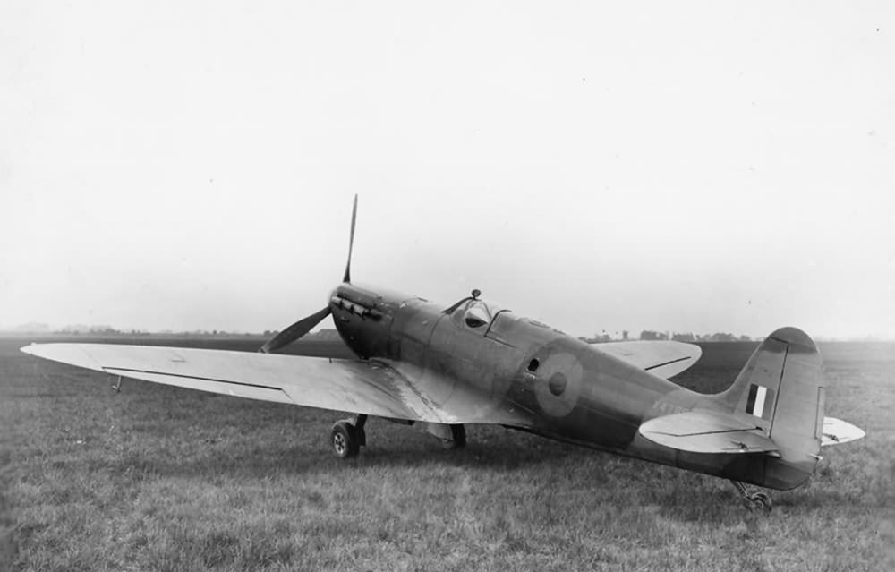 Spitfire PR Mk VII X4786