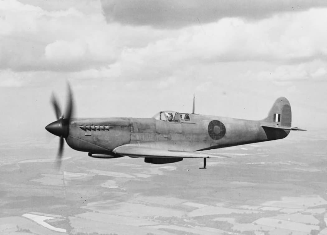 Spitfire PR Mk XI EN654