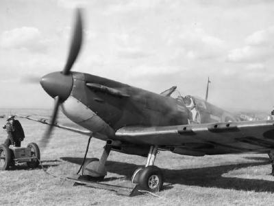 Spitfire Mk I R6800 LZ-N of No 66 Squadron RAF